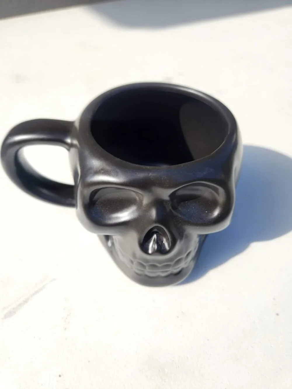 NEW Skull Coffee Mug Dia De Los Muertos Skulls Halloween Stoneware Black Brown M